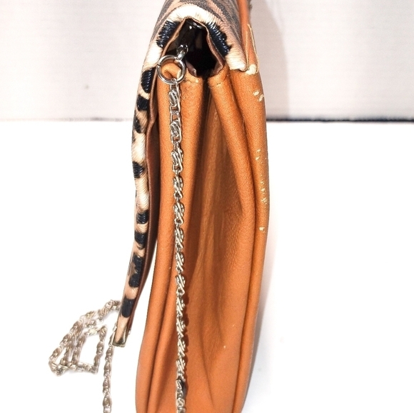Leopard Print & Orange Colorblock Clutch with Gold Chain Strap – Bold Statement - Picture 6 of 6